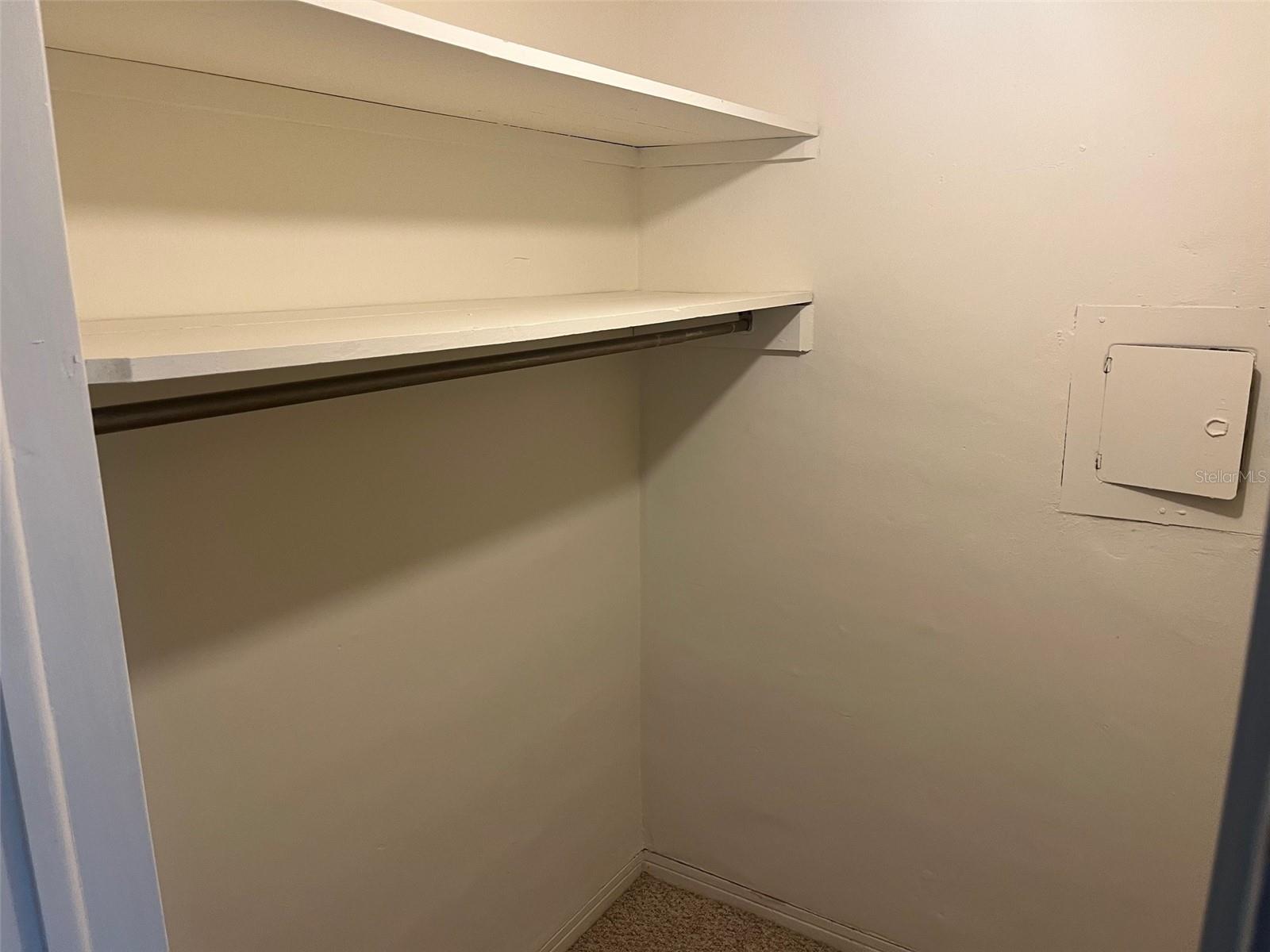 Walk-in closet