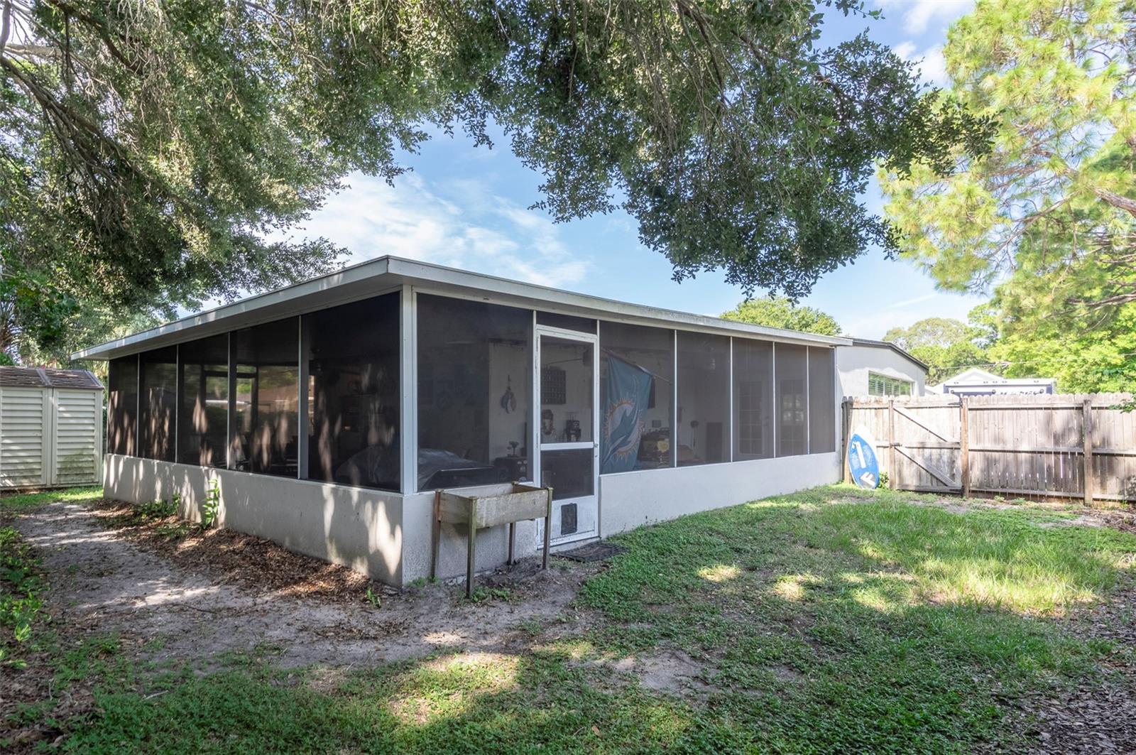 Large Wrap Around Screened In Porch