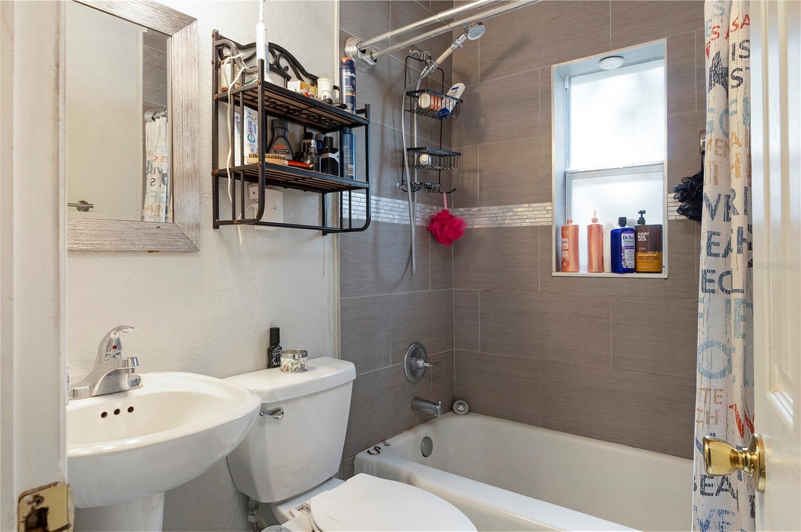 Guest Bathroom with Shower and Tub