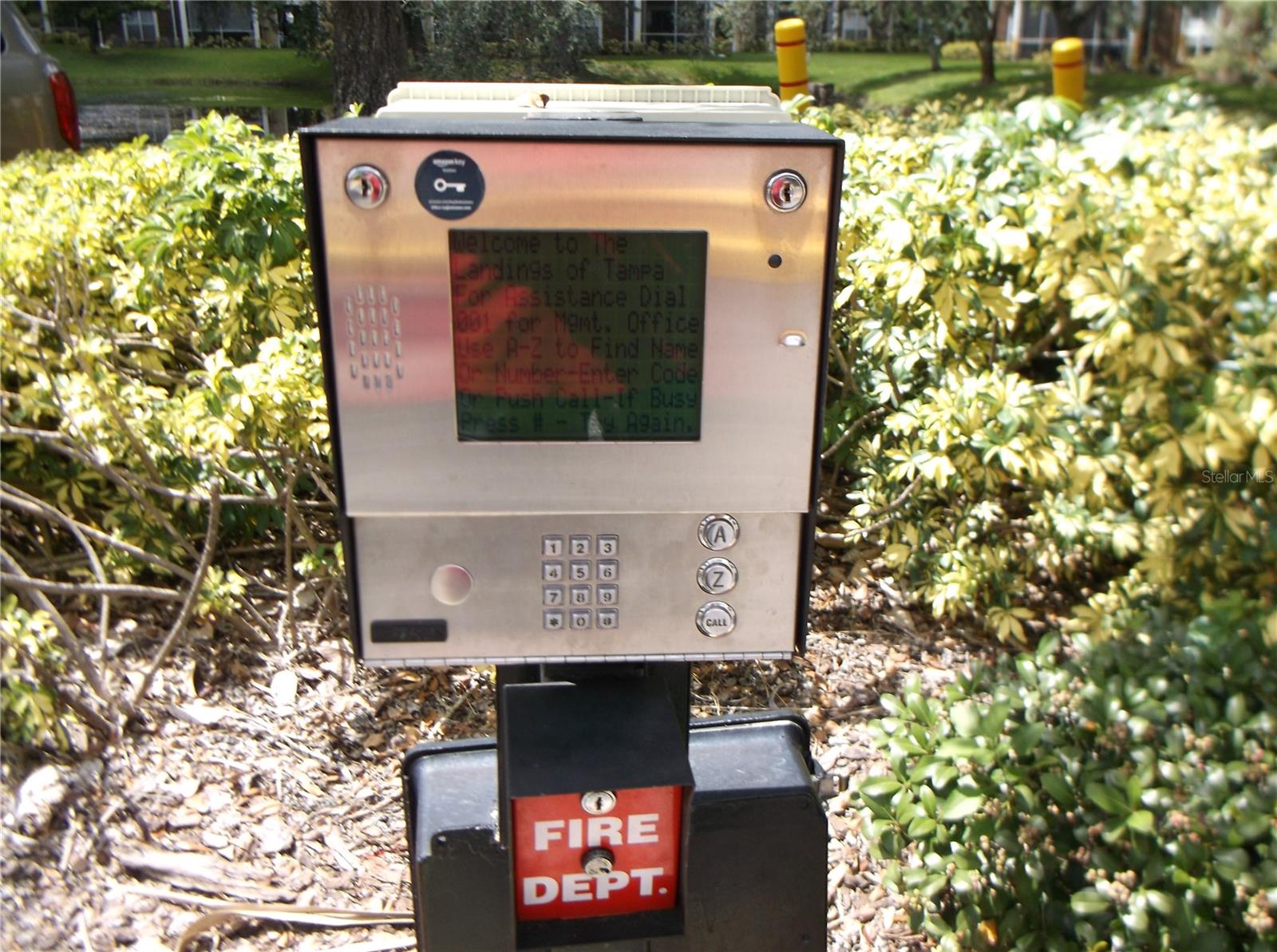 Call Box.  Realtors See Realtor Remarks For Directions