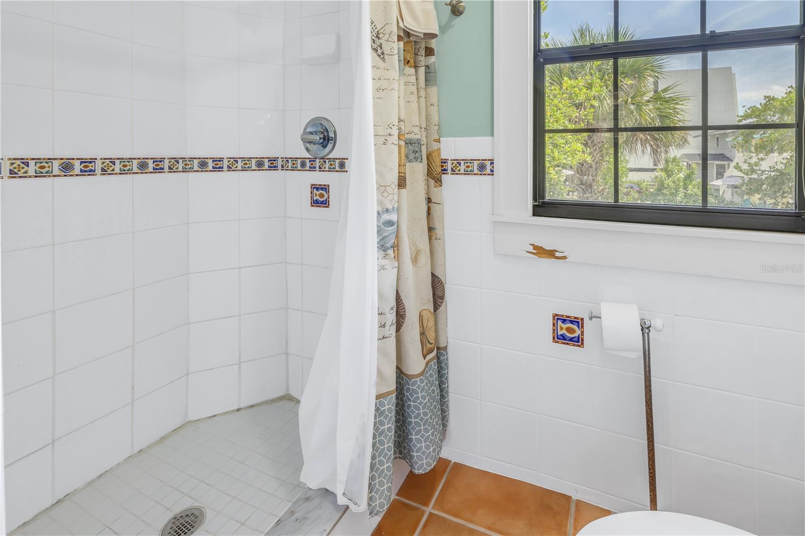 Upstairs duplex bathroom