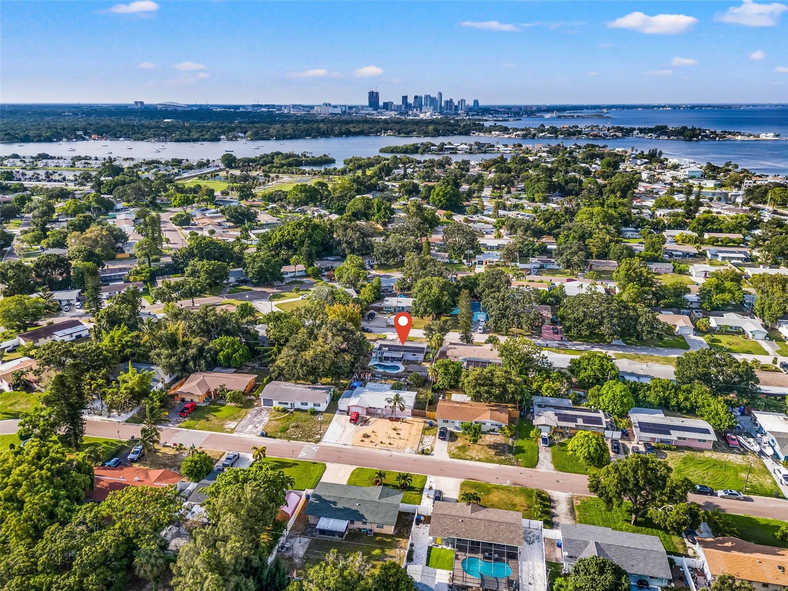 Close to DTSP and lots of attractions