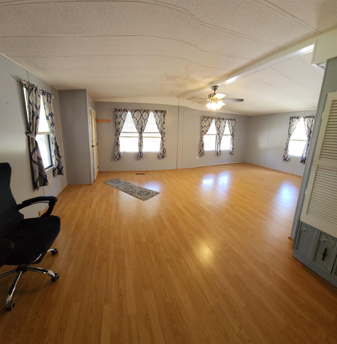 Dining room to Living room