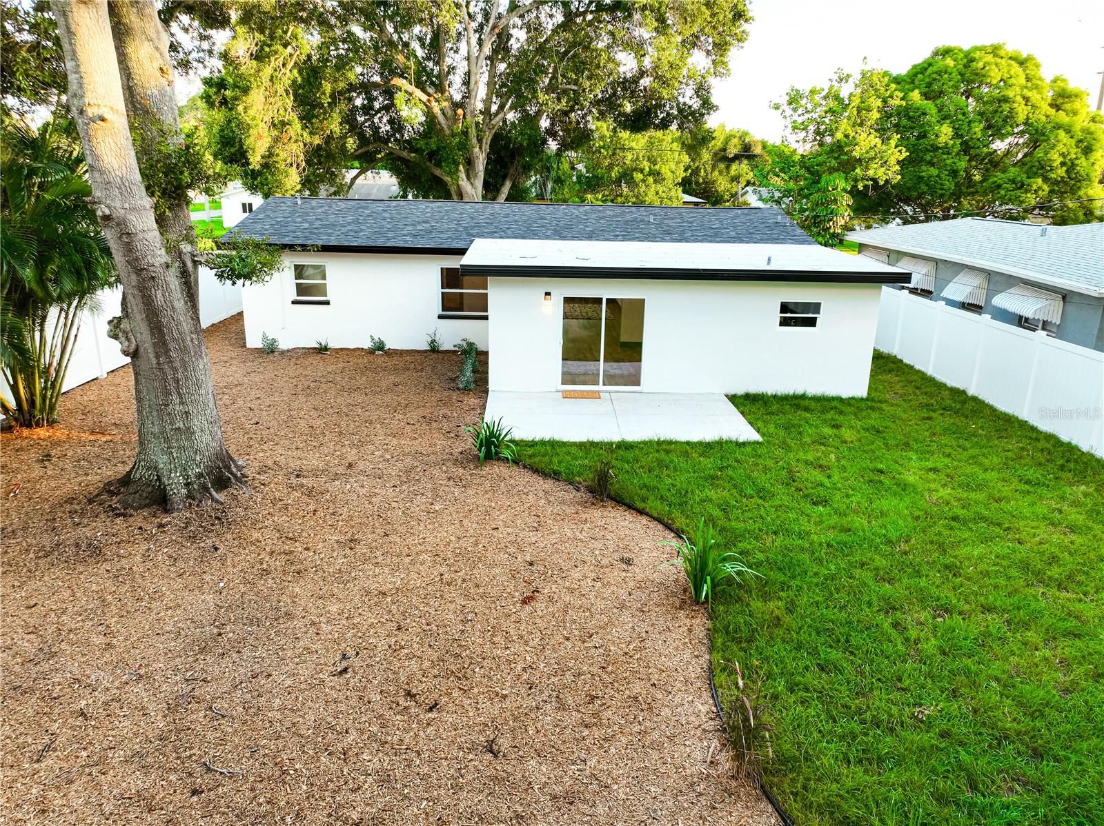 Beautiful, HUGE, Low Maintenance Backyard