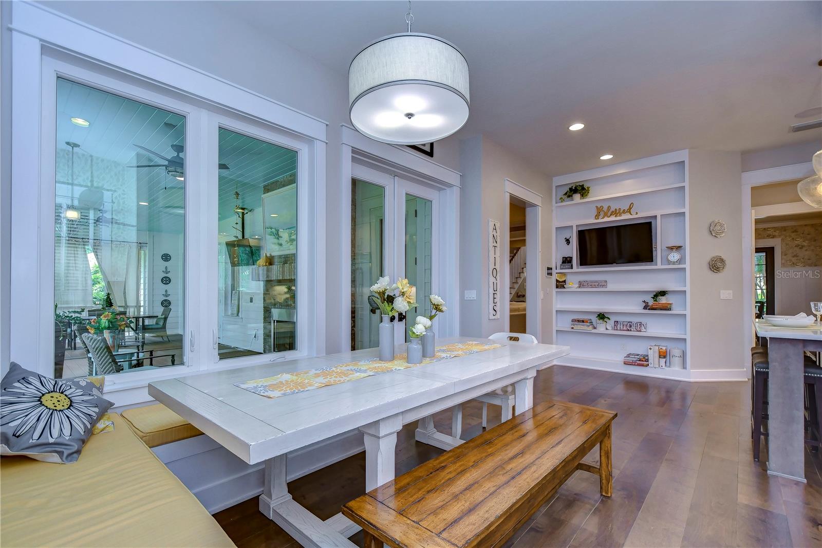 Banquette seating in kitchen