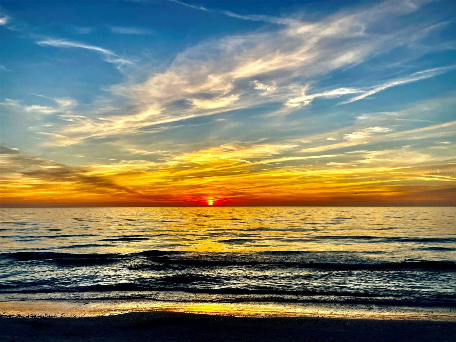 St Pete Beach on the Gulf of Mexico is minutes away