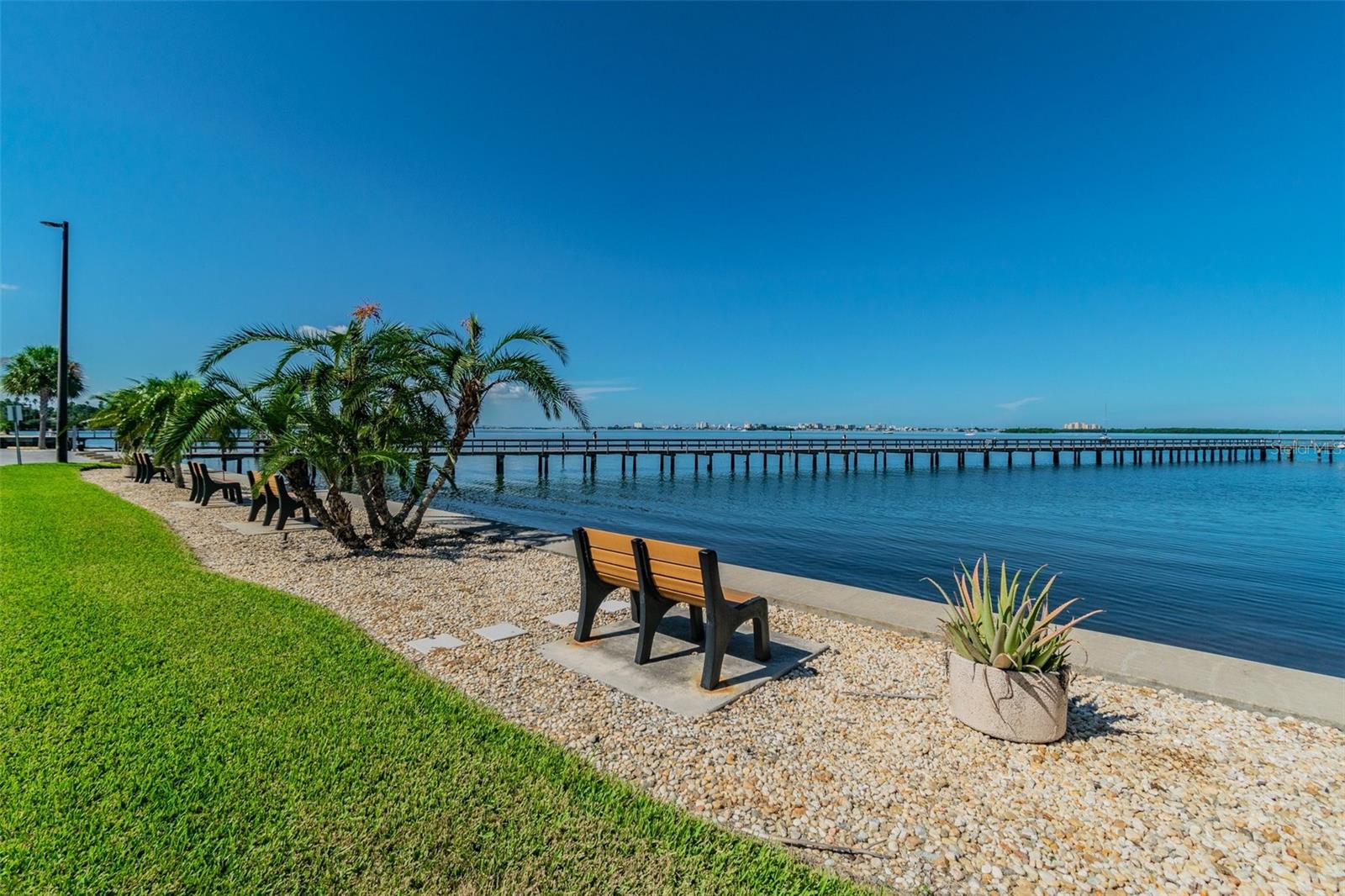 Community waterfront park