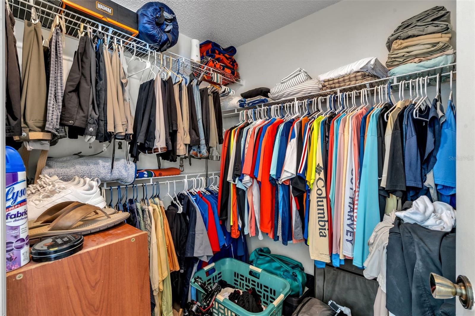 Walk-in Closet