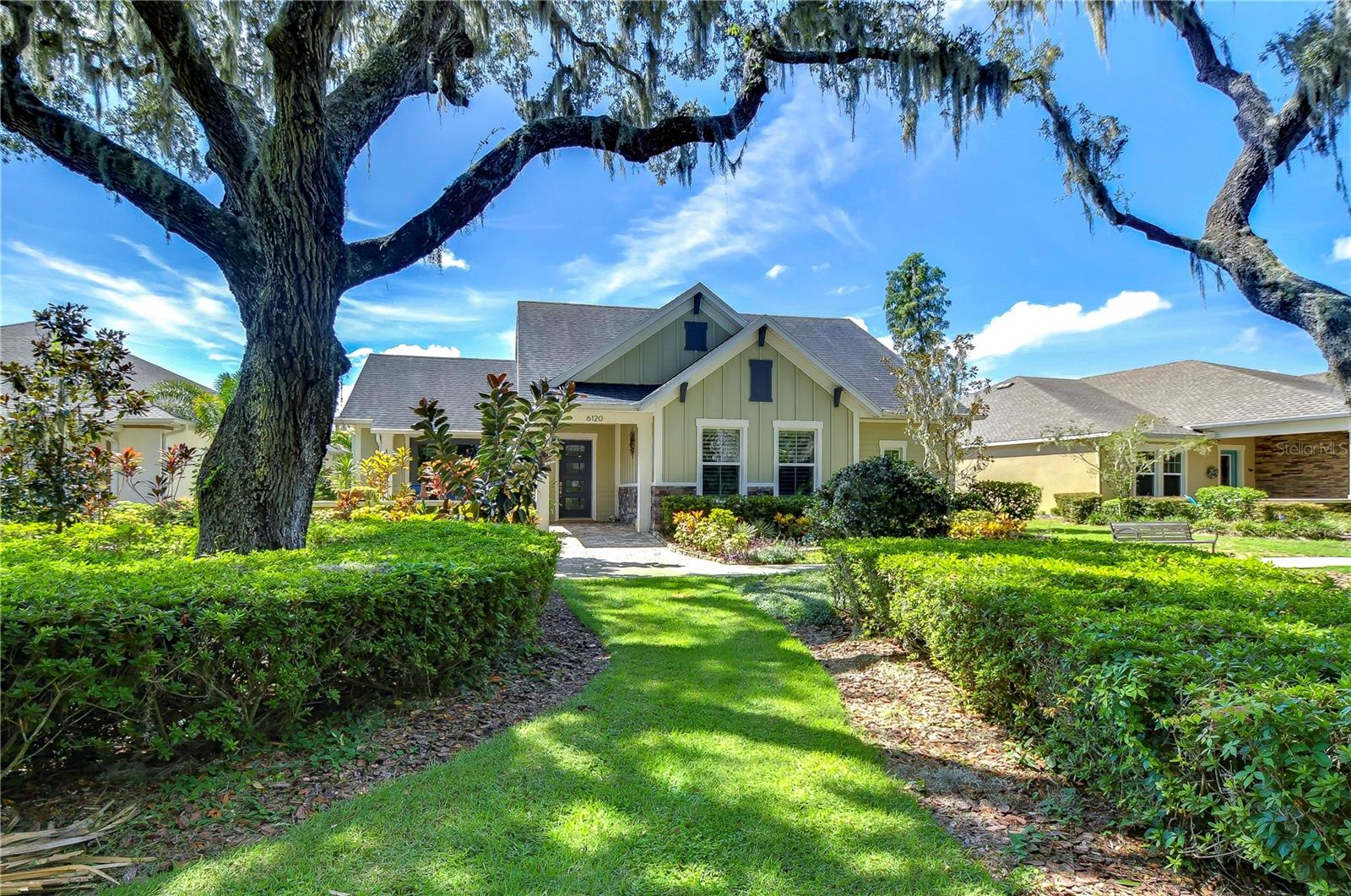 Gorgeous curb appeal!