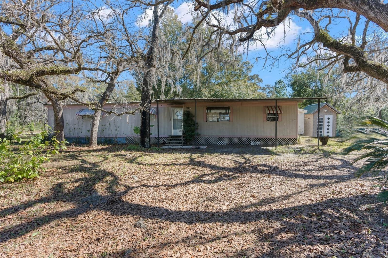 Main home in the center of the property - 3 bedrooms, 1.5 bathrooms, built in 1981