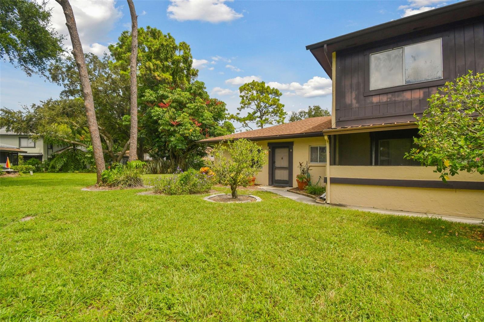 Tucked in the back of the building, this condo offers the utmost in peace and privacy