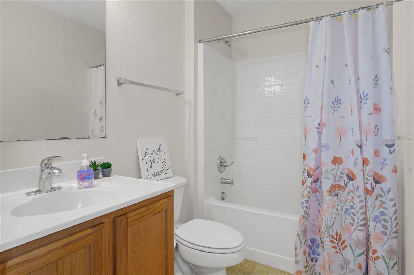 Guest Bathroom with tub/shower combo