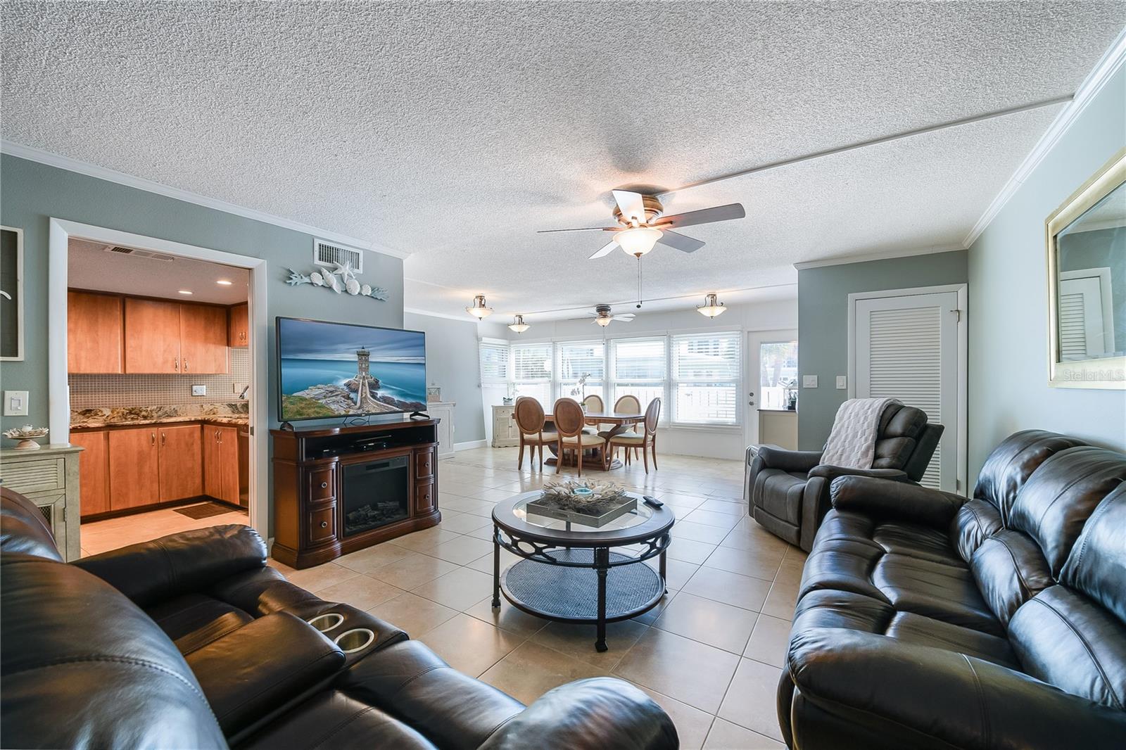 Large Livingroom looking toward the kitchen and dining area