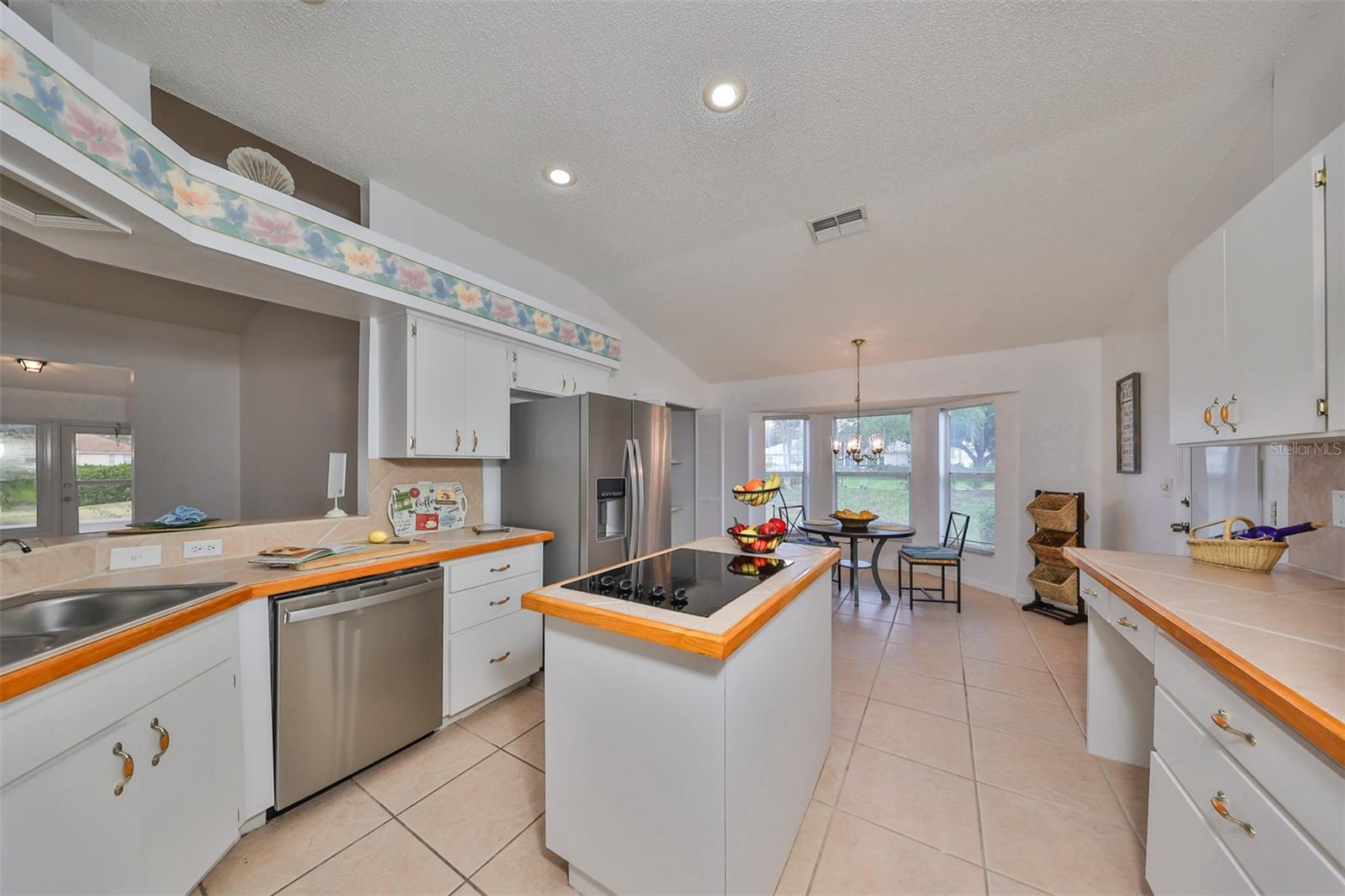 Spacious Kitchen