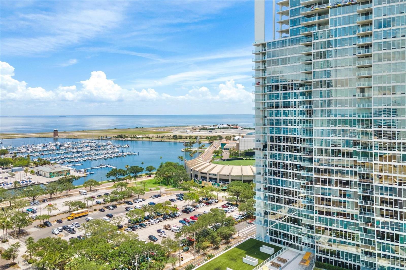 The Signature Building is situated on 1st St S overlooking beautiful Tampa Bay.