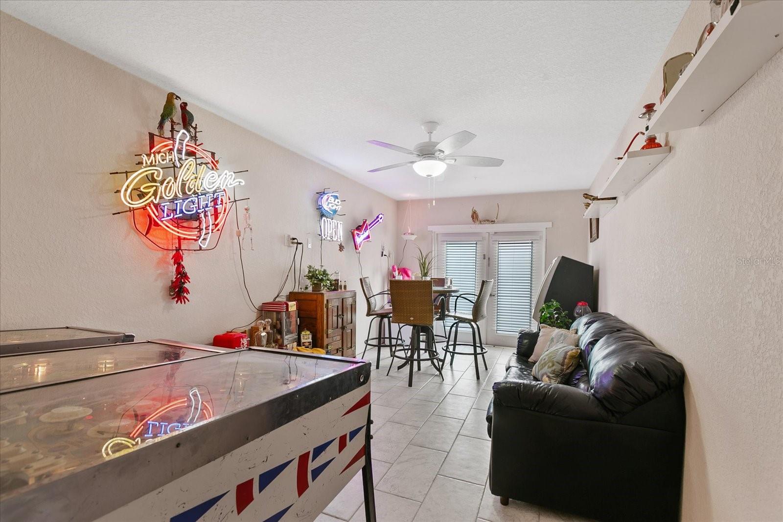 Finished Bonus Room downstairs - perfect home office or game room!