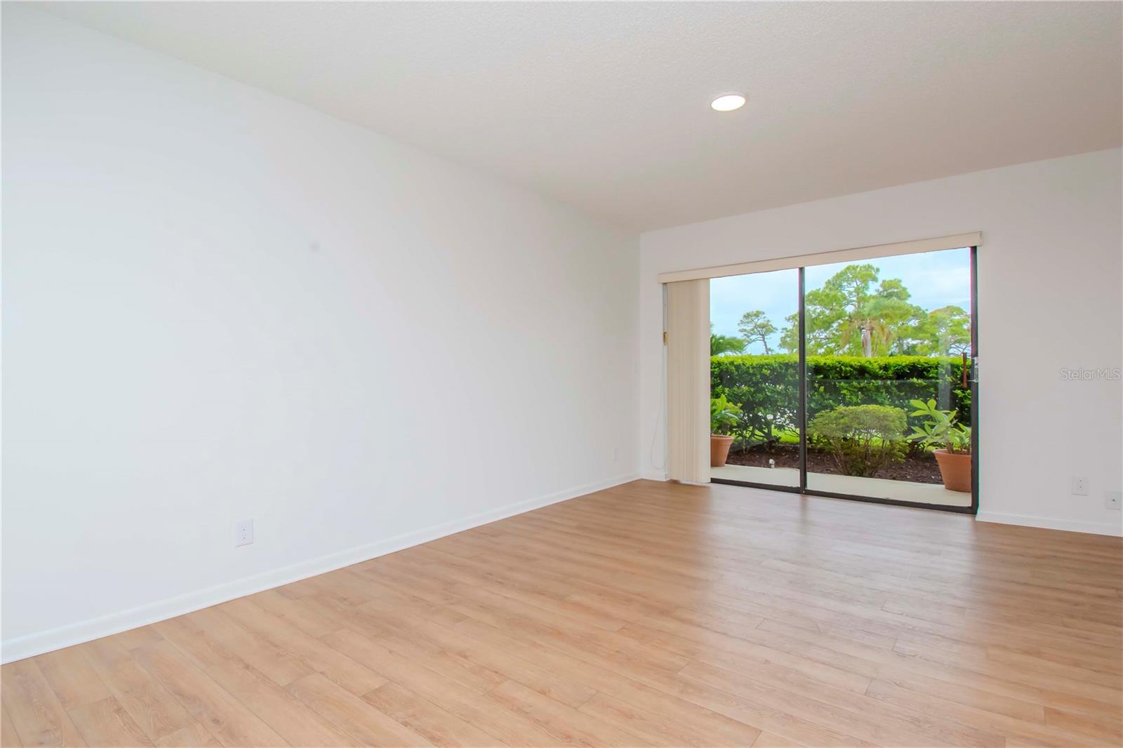 Dining room and view of gulf