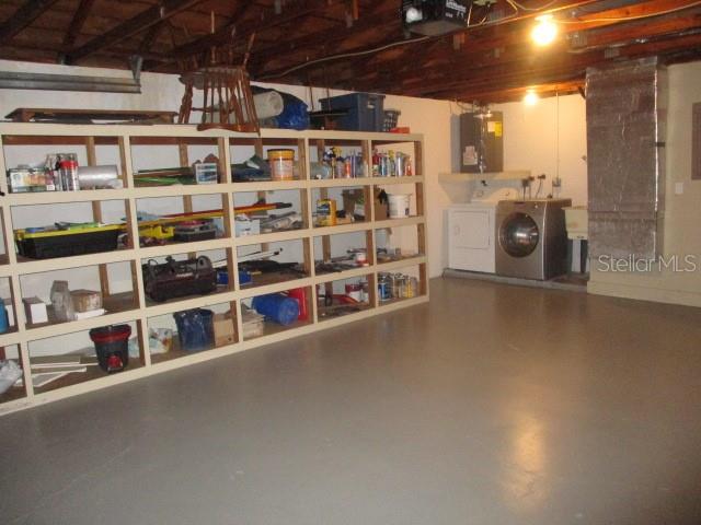 Garage/washer and dryer