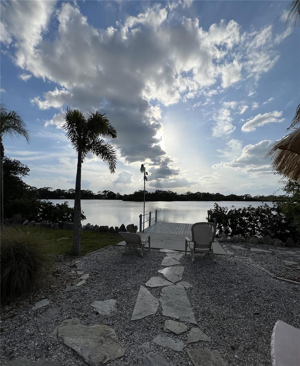 Dock View