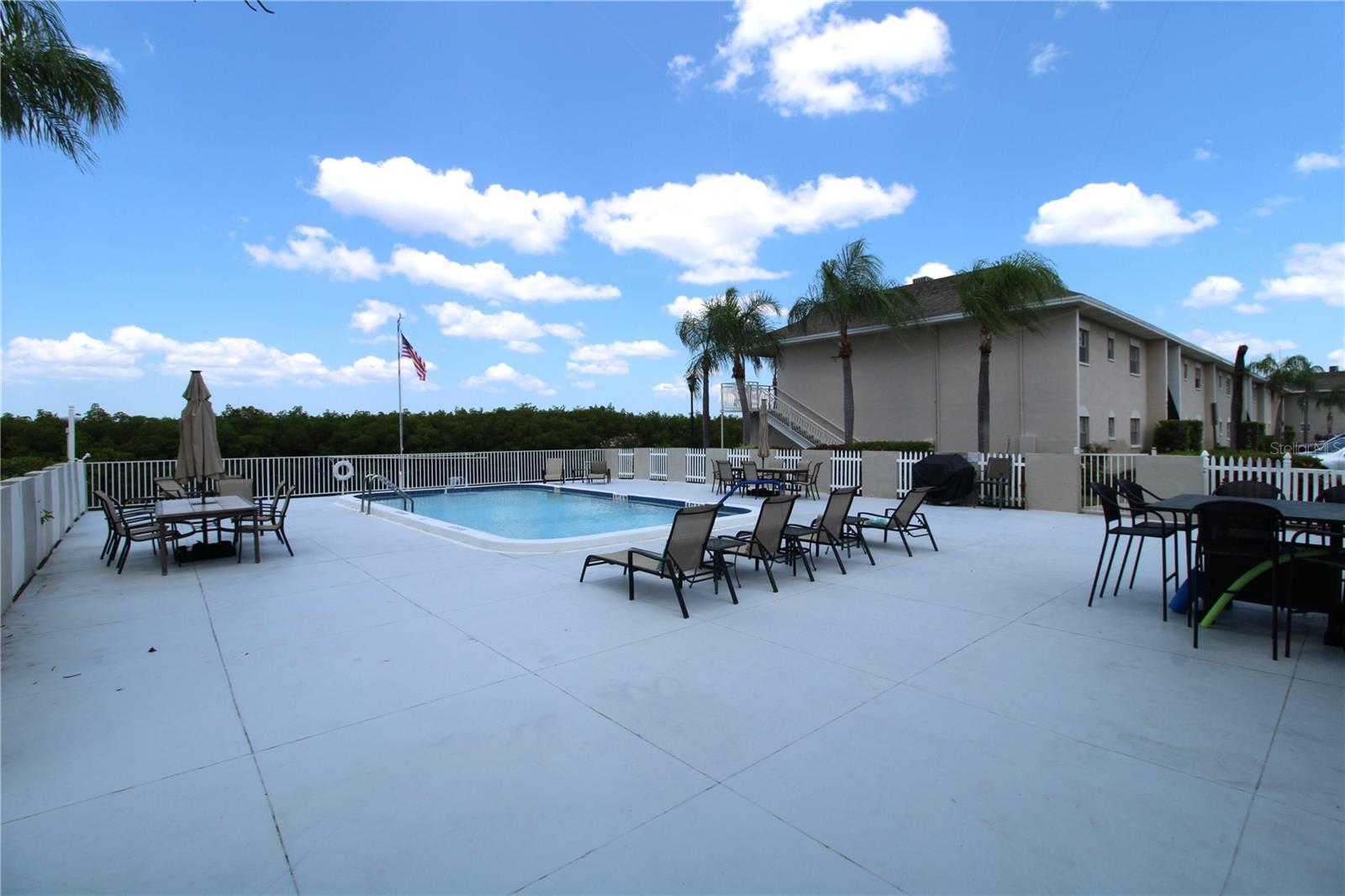 T3551728