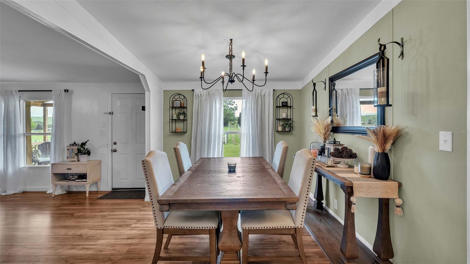 Dining room, front door to the left