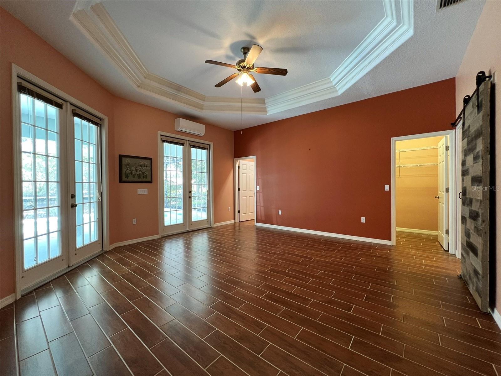 principal bedroom - two closets