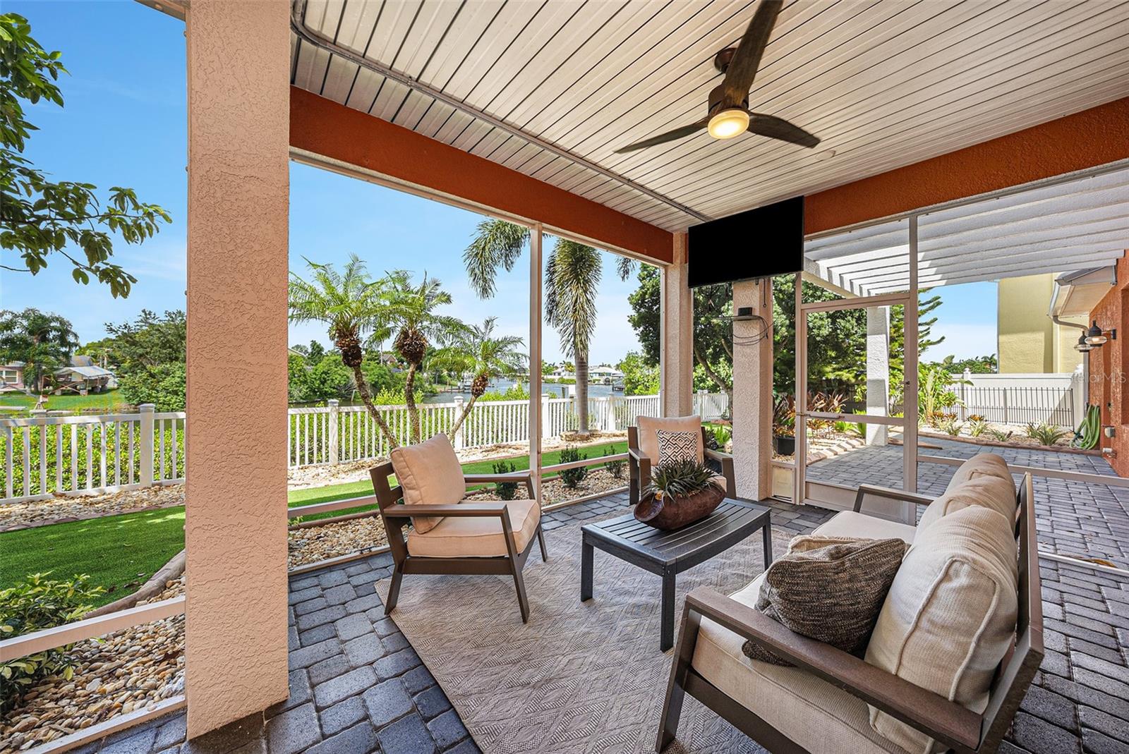 Screened in Lanai overlooking the water