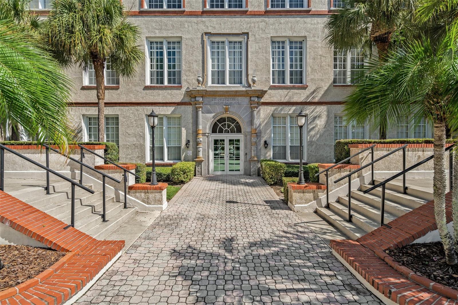 Front of the Mirror Lake Condos Building