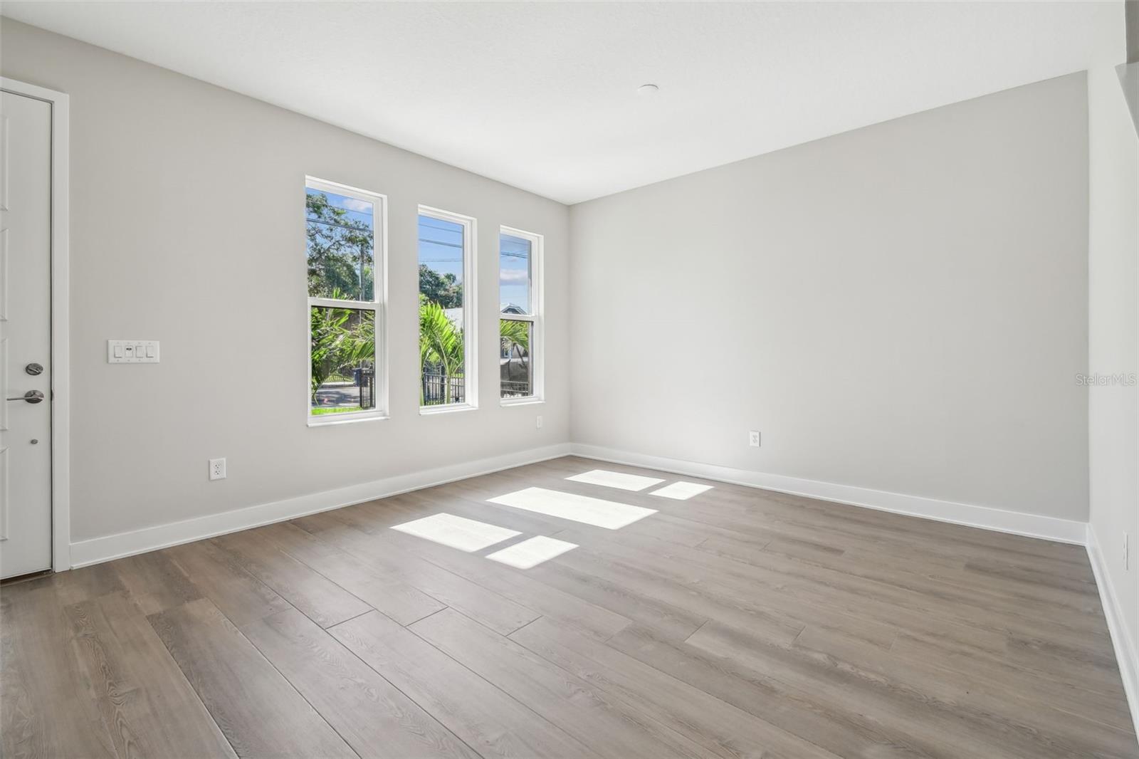 T3552204