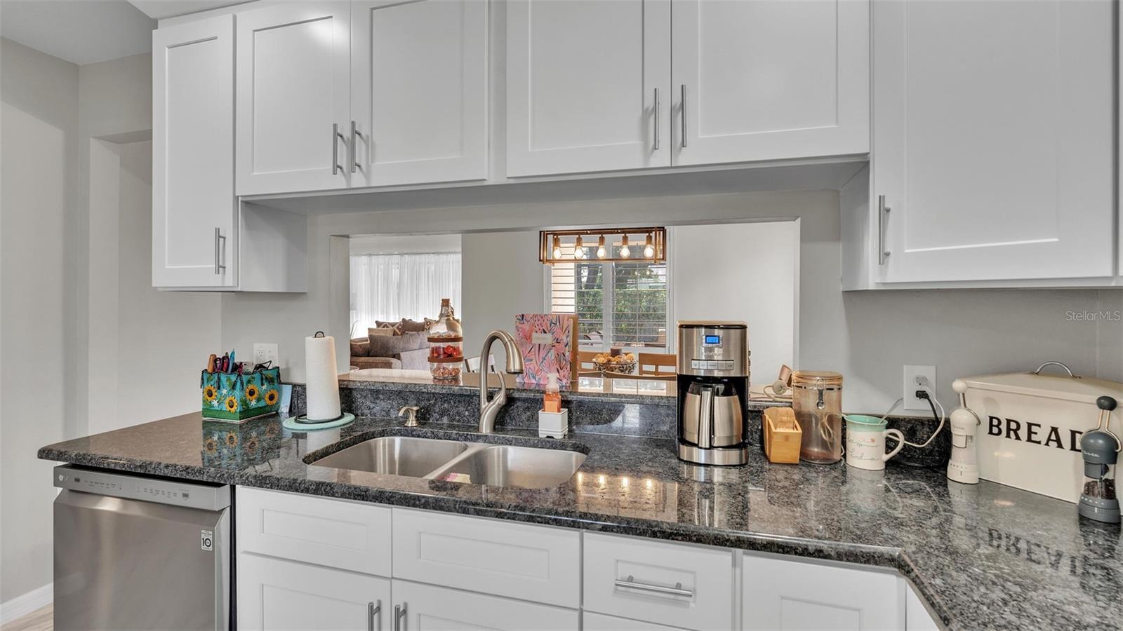 Fully remodeled kitchen