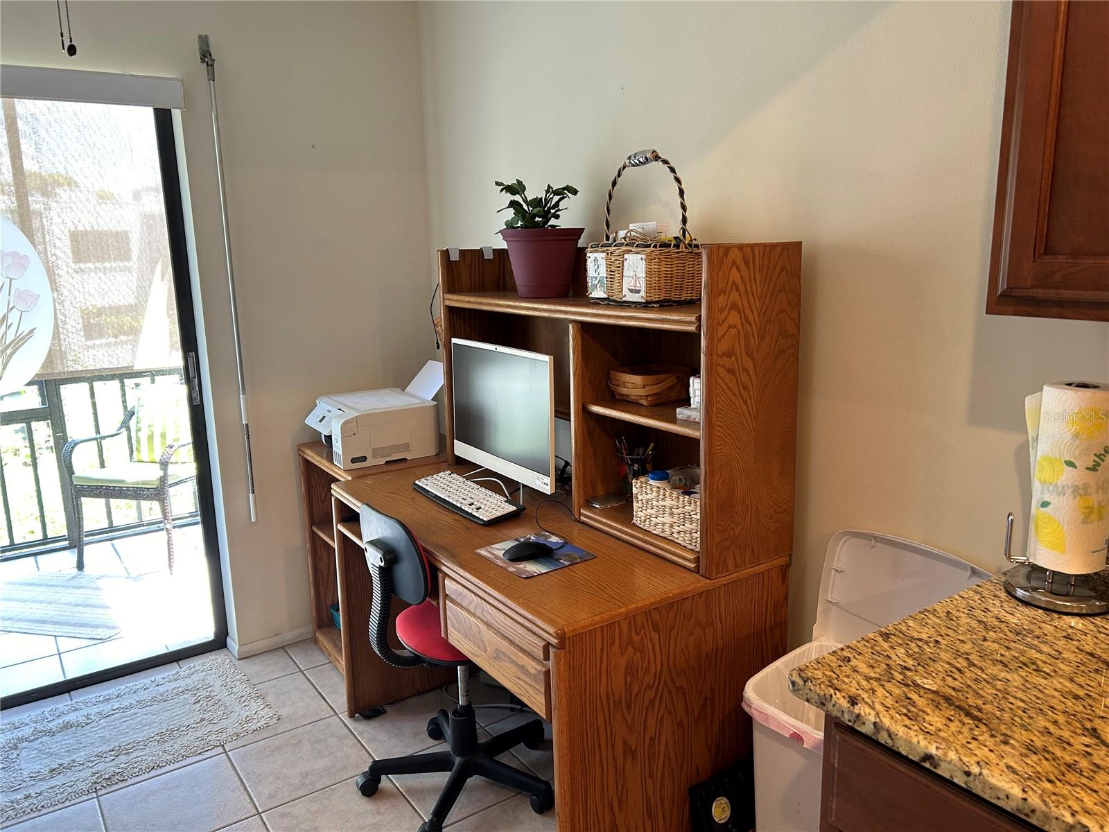 DESK OR EATING AREA INKITCHEN