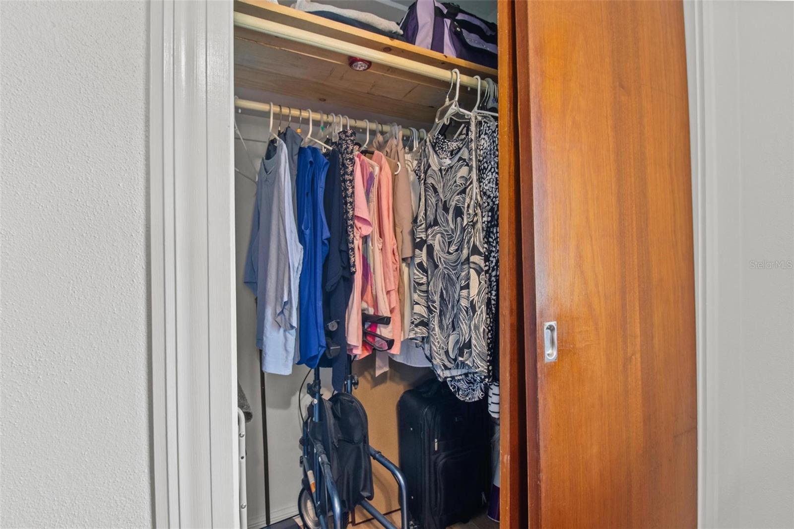 Double deep Closet