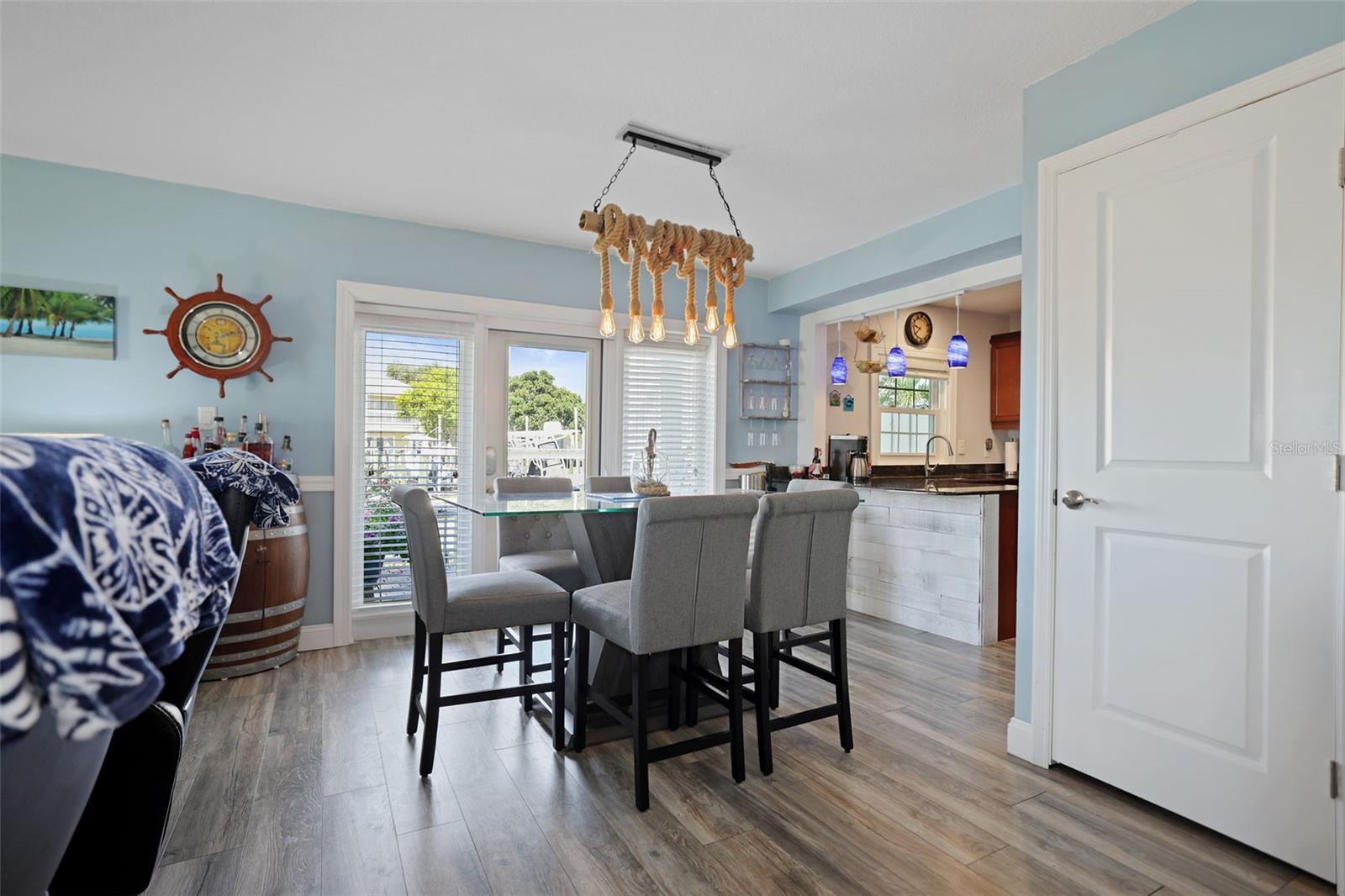 Open Concept Living/Dining Room
