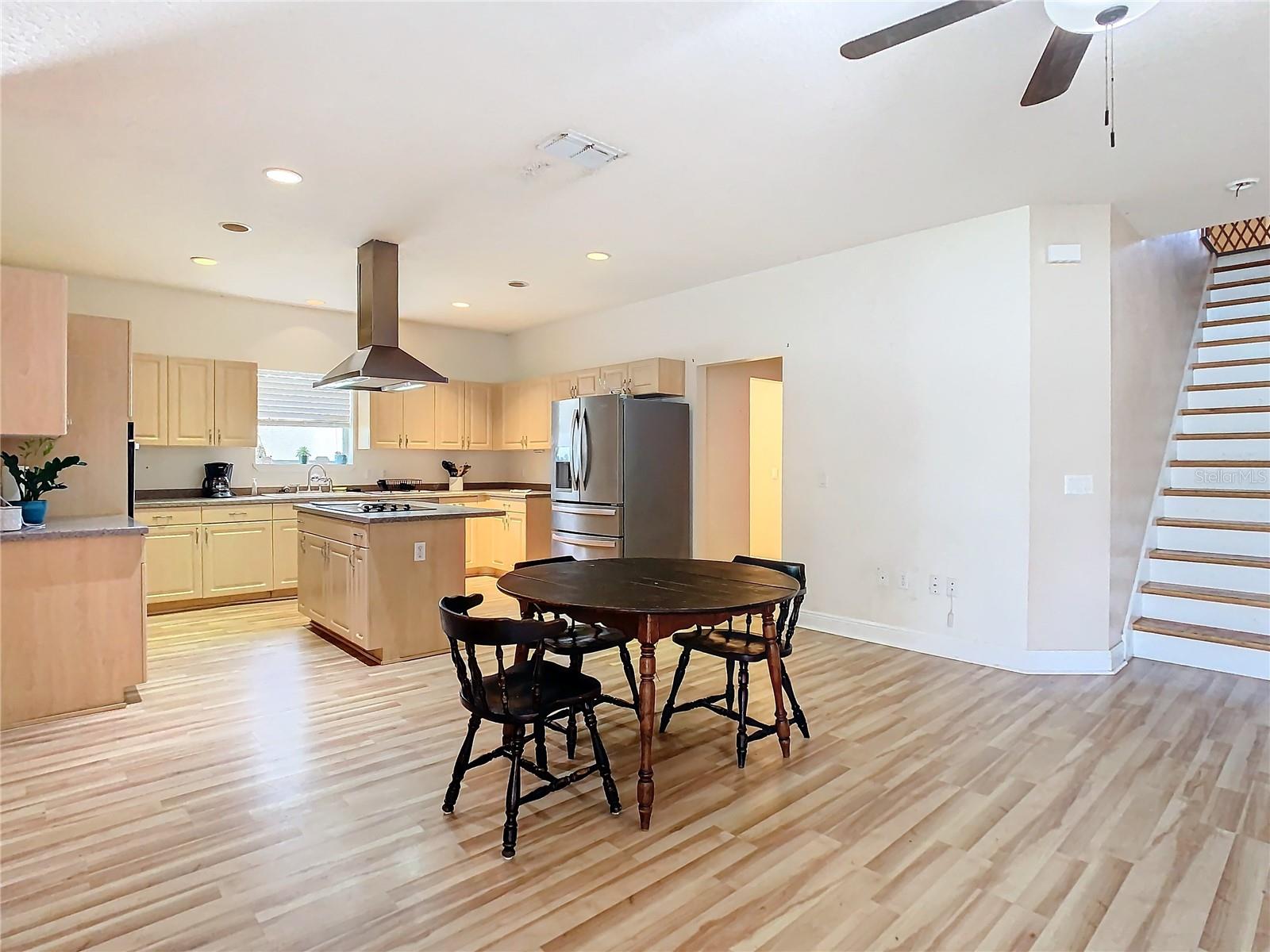 Spacious Dining area