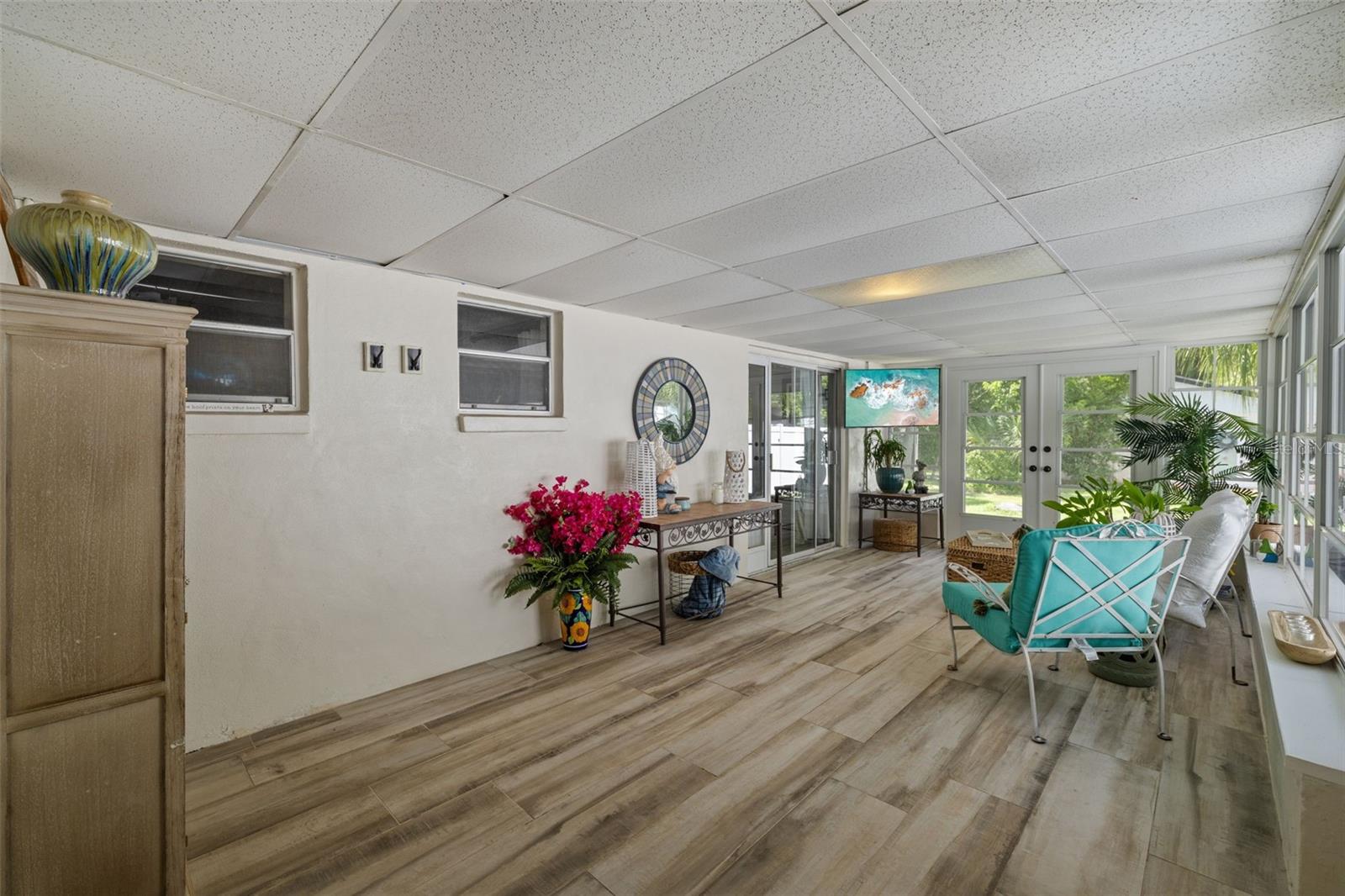 Florida Room/Sunroom