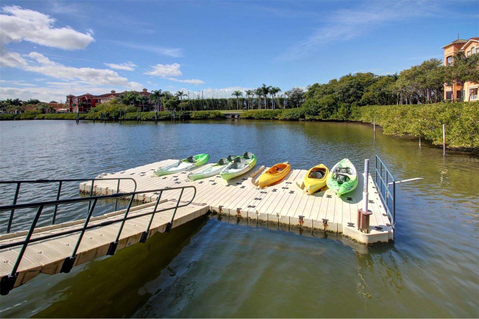 Kayak pavilion between Buildings 6 and 7