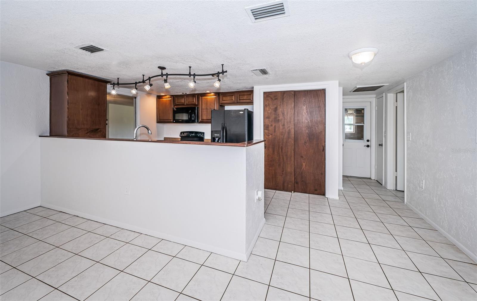 Dining Room/Kitchen