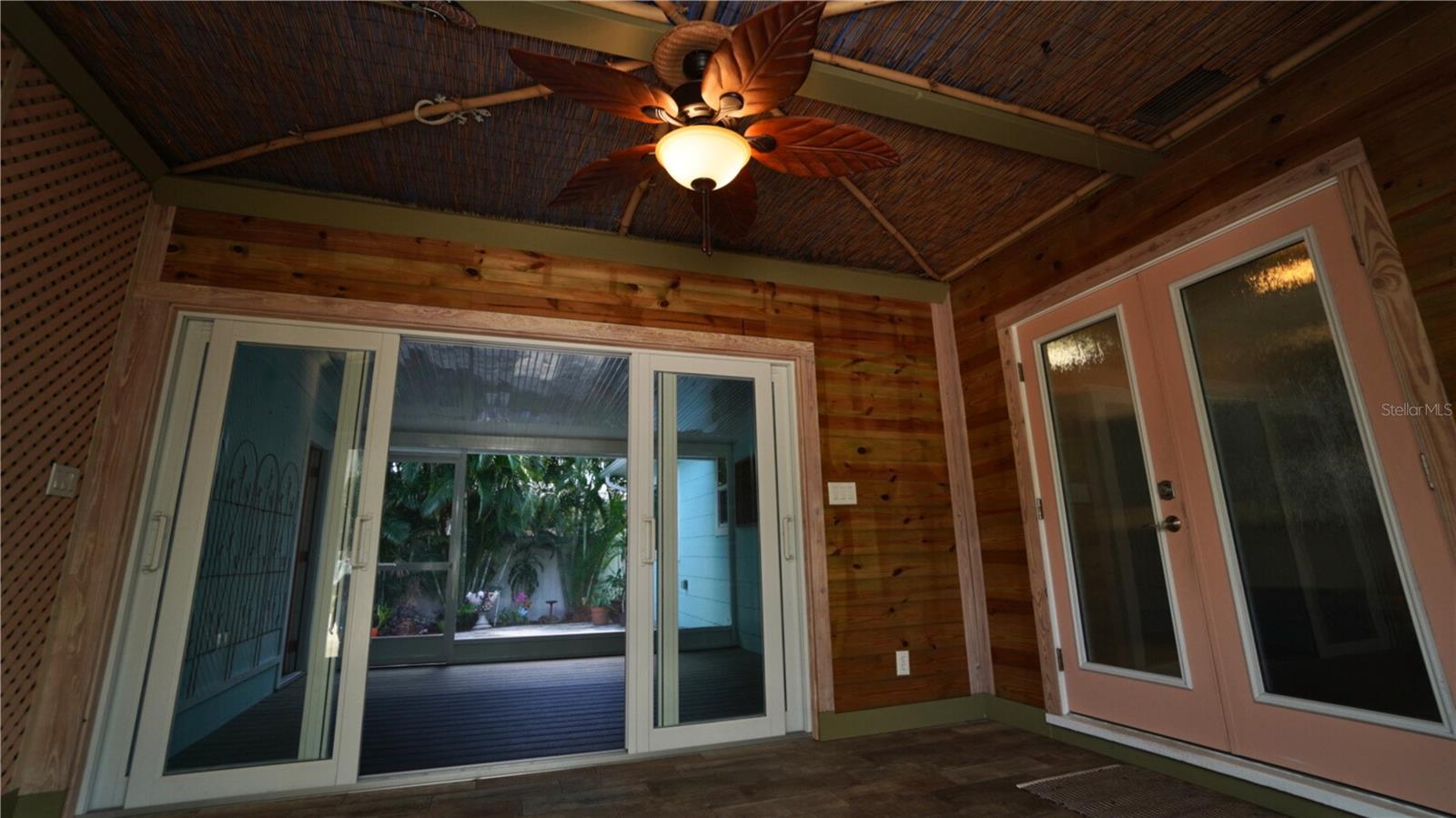 Breezeway Custom Ceiling