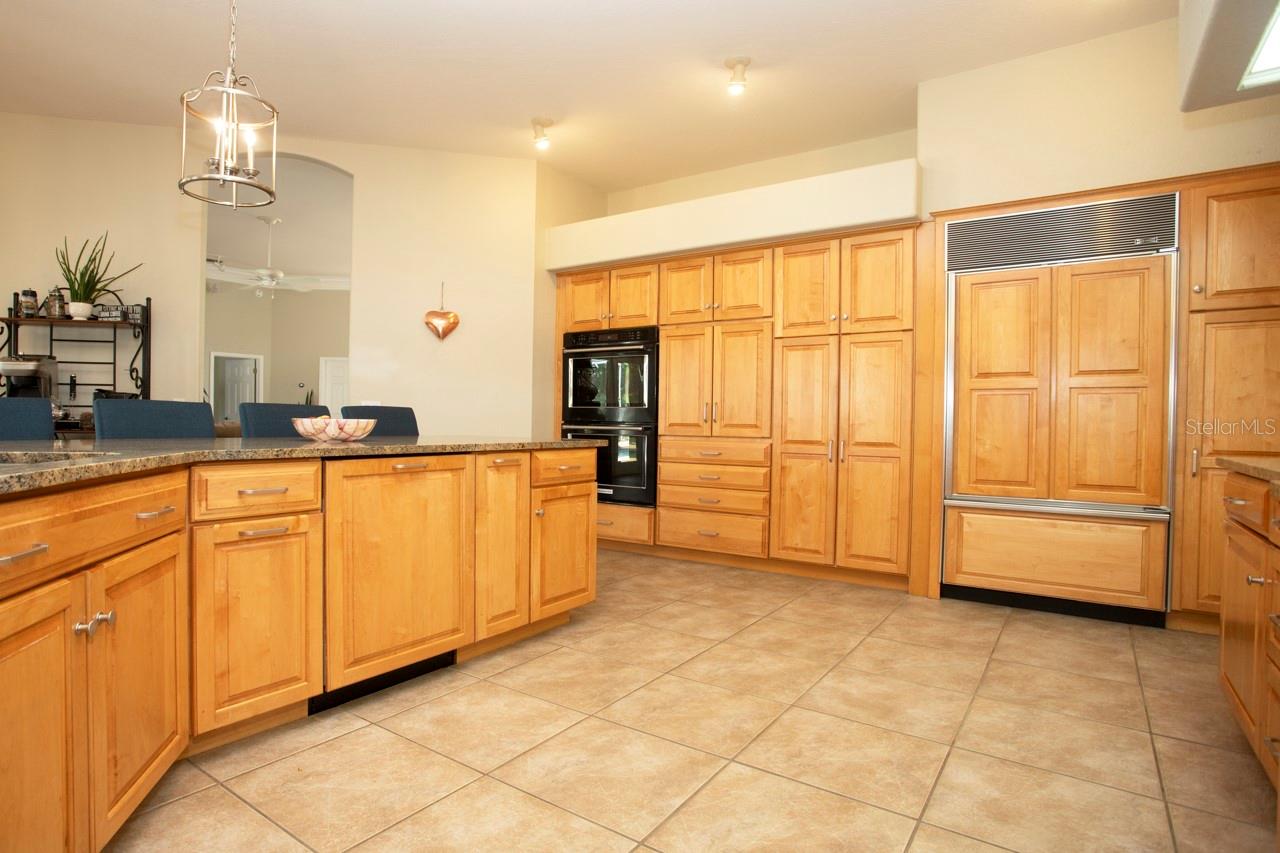 Fantastic Kitchen and Breakfast Bar