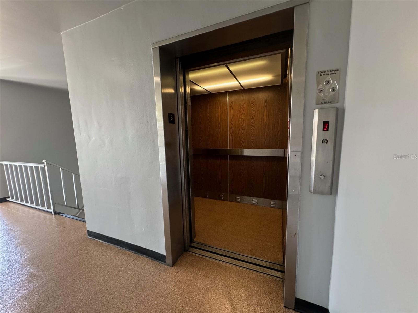 Well Maintained Elevator & Stairs