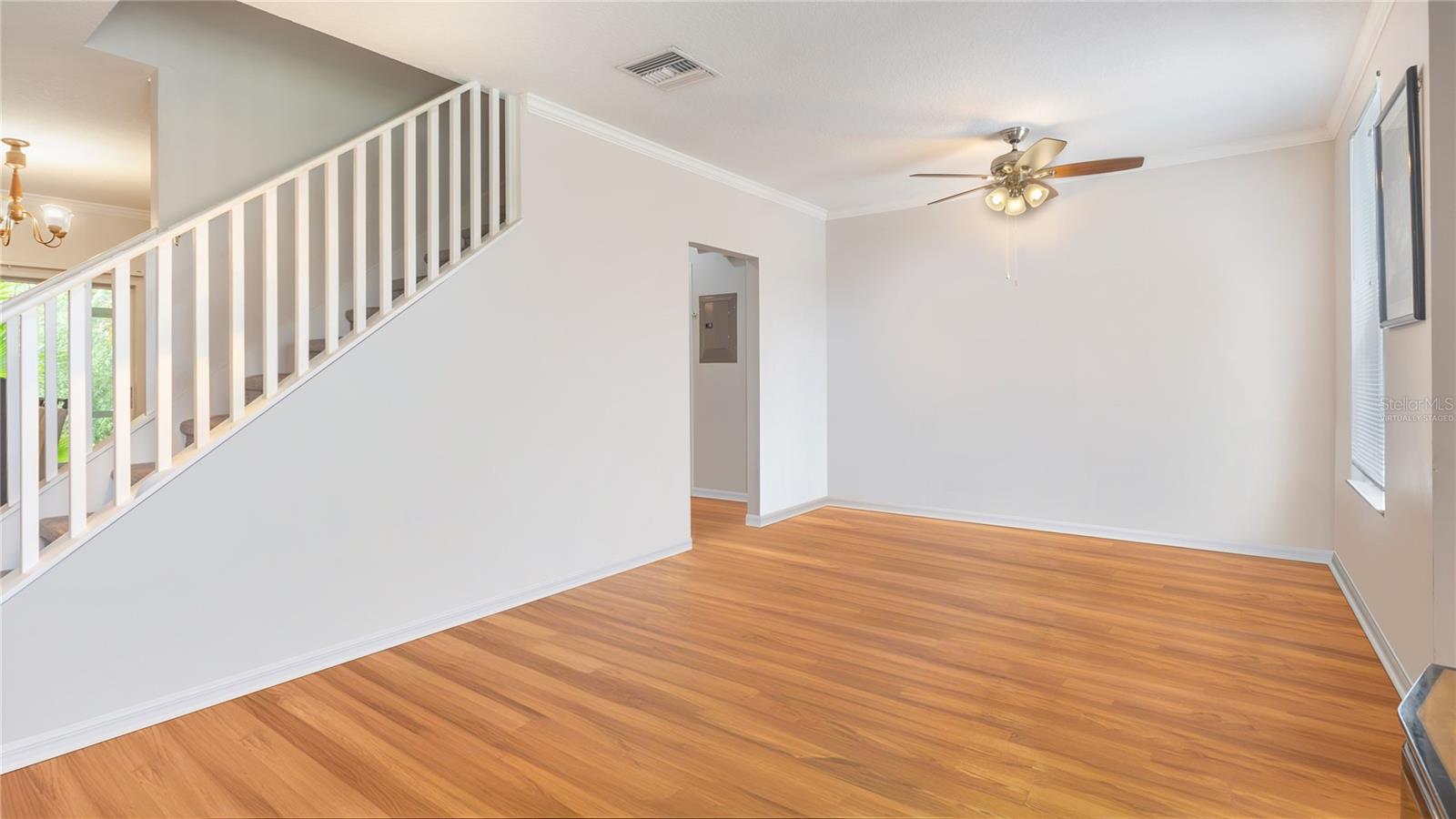 Main Living room *virtually staged