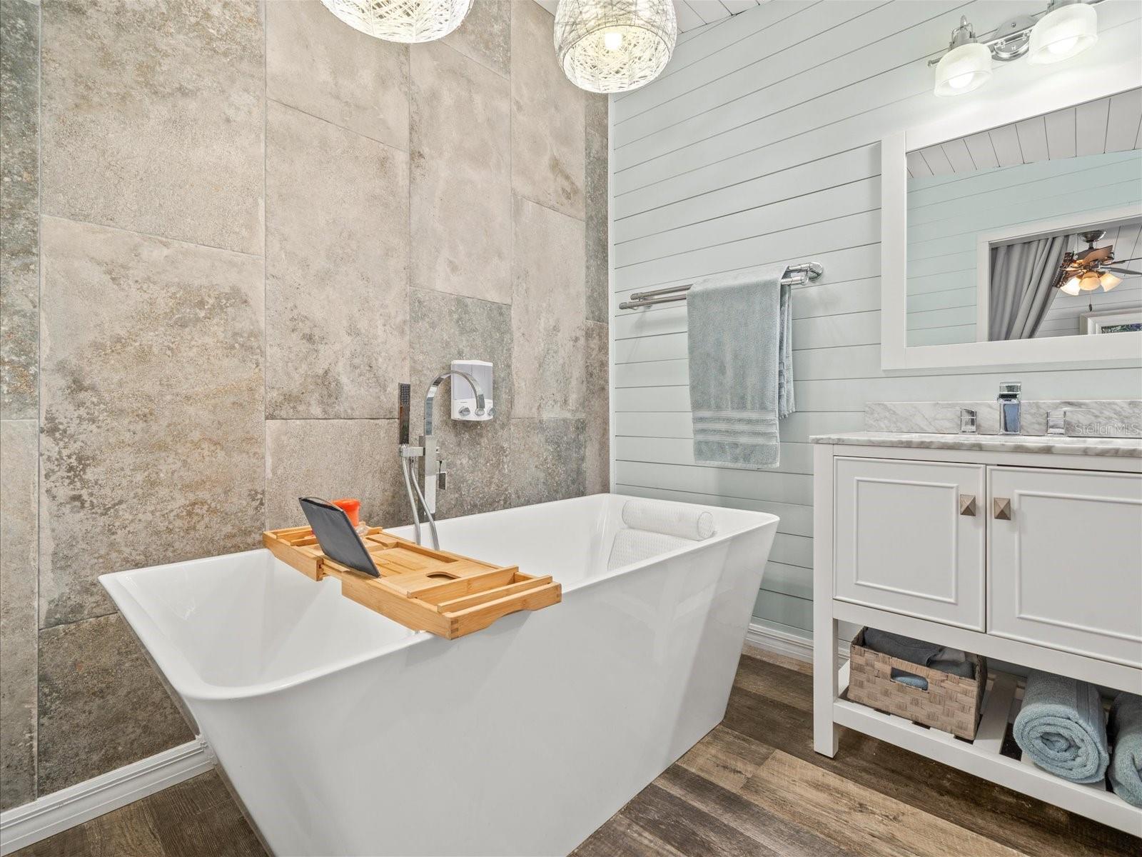 Master Bath Luxury En Suite