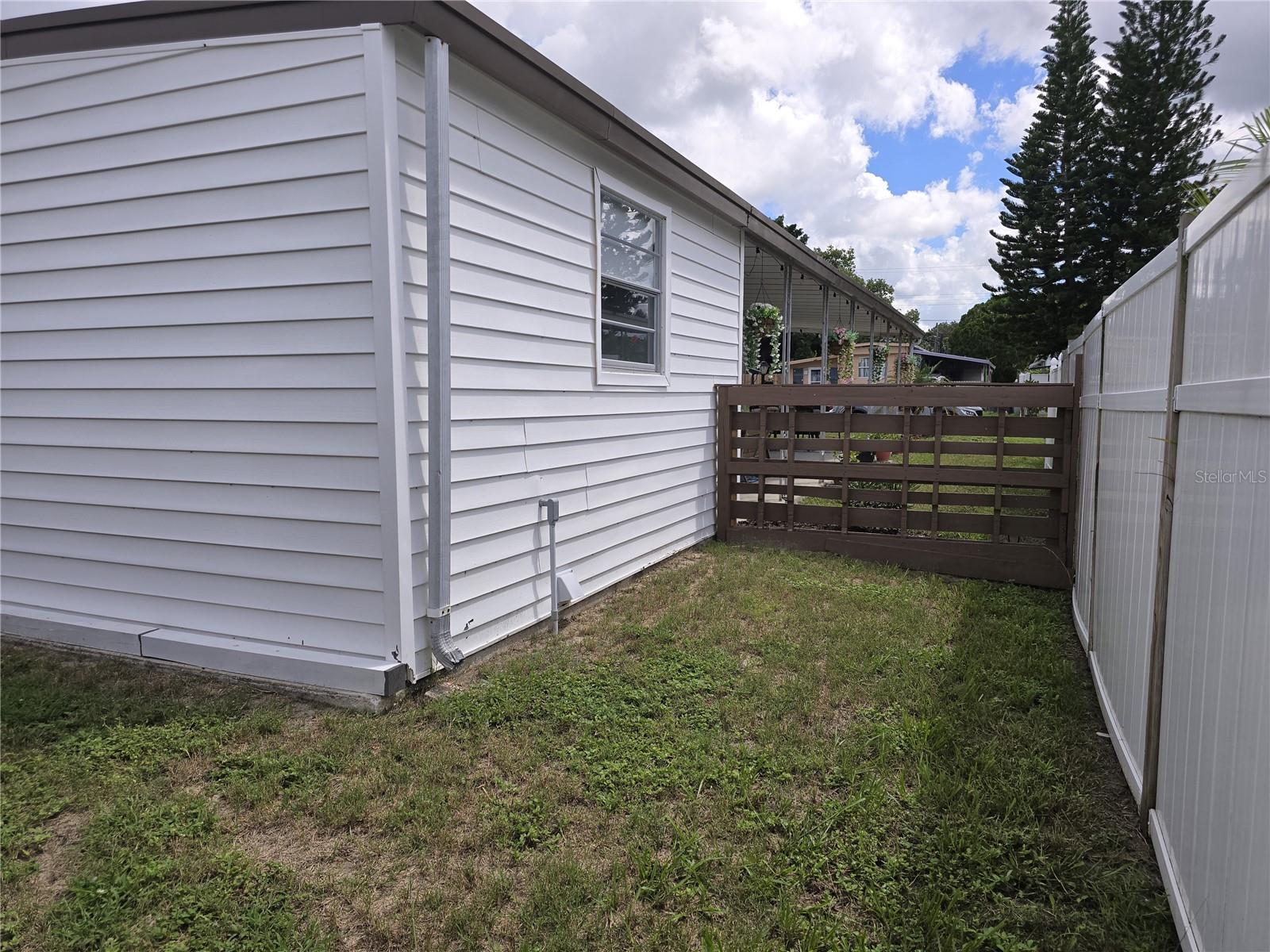 14 x 9 Laundry room and fenced side yard