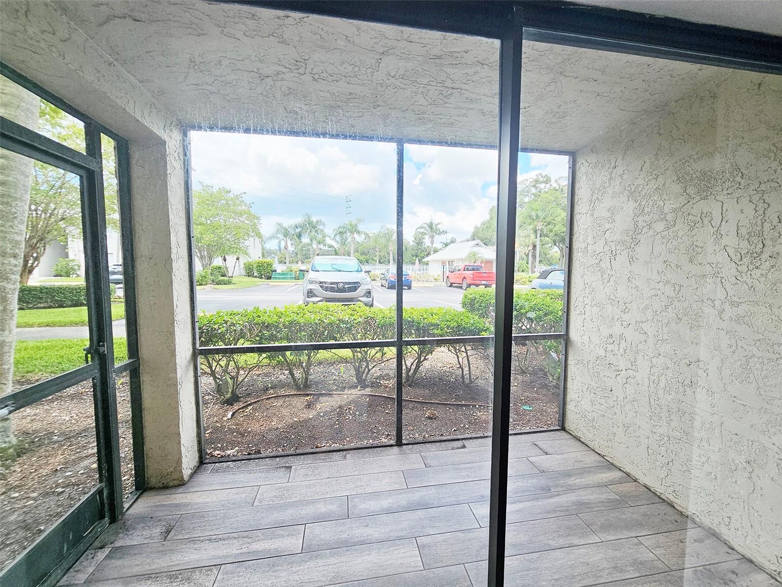 Screen Enclosed Patio off Living Room