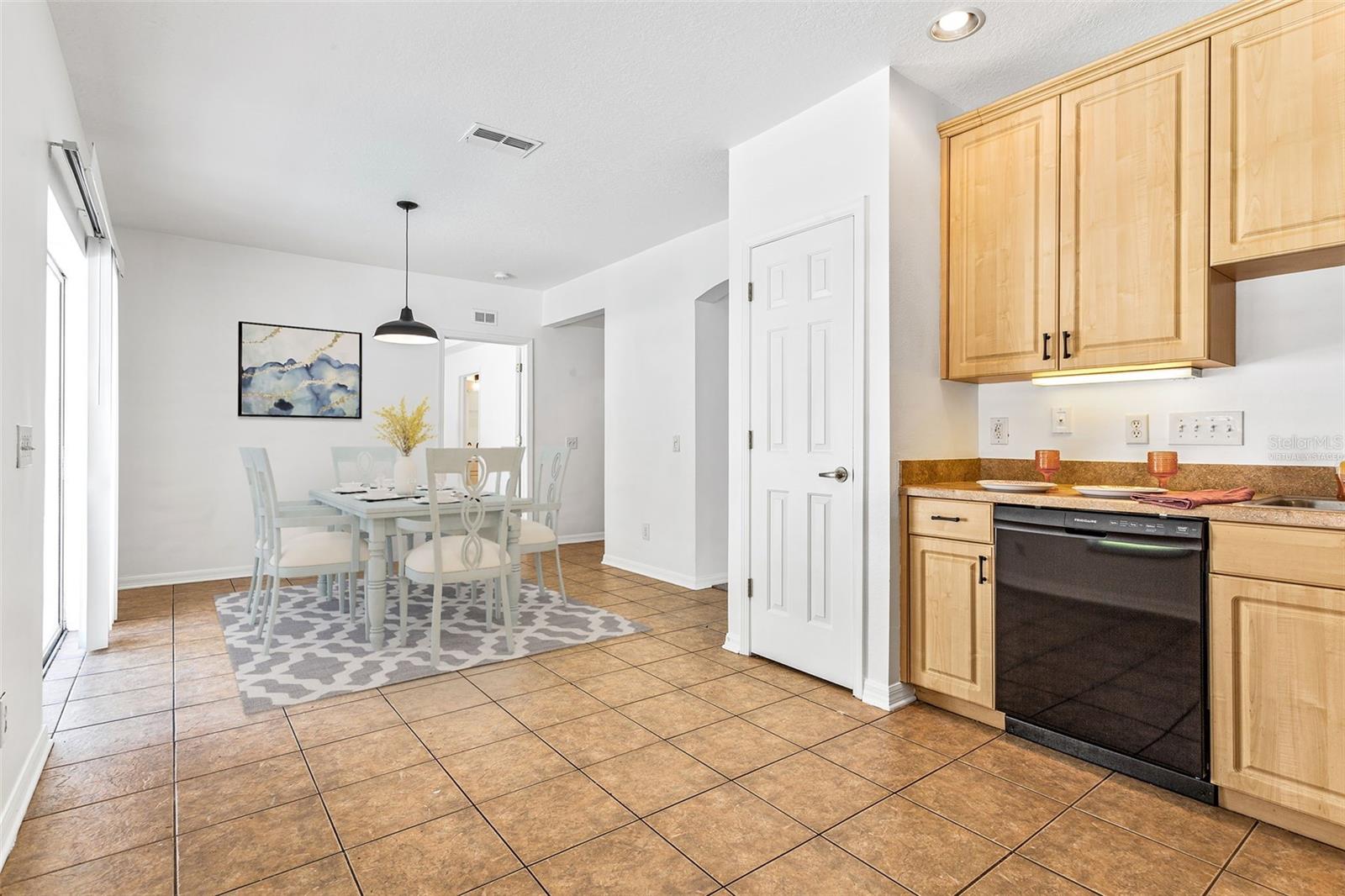 Virtually Staged Dining Room!!