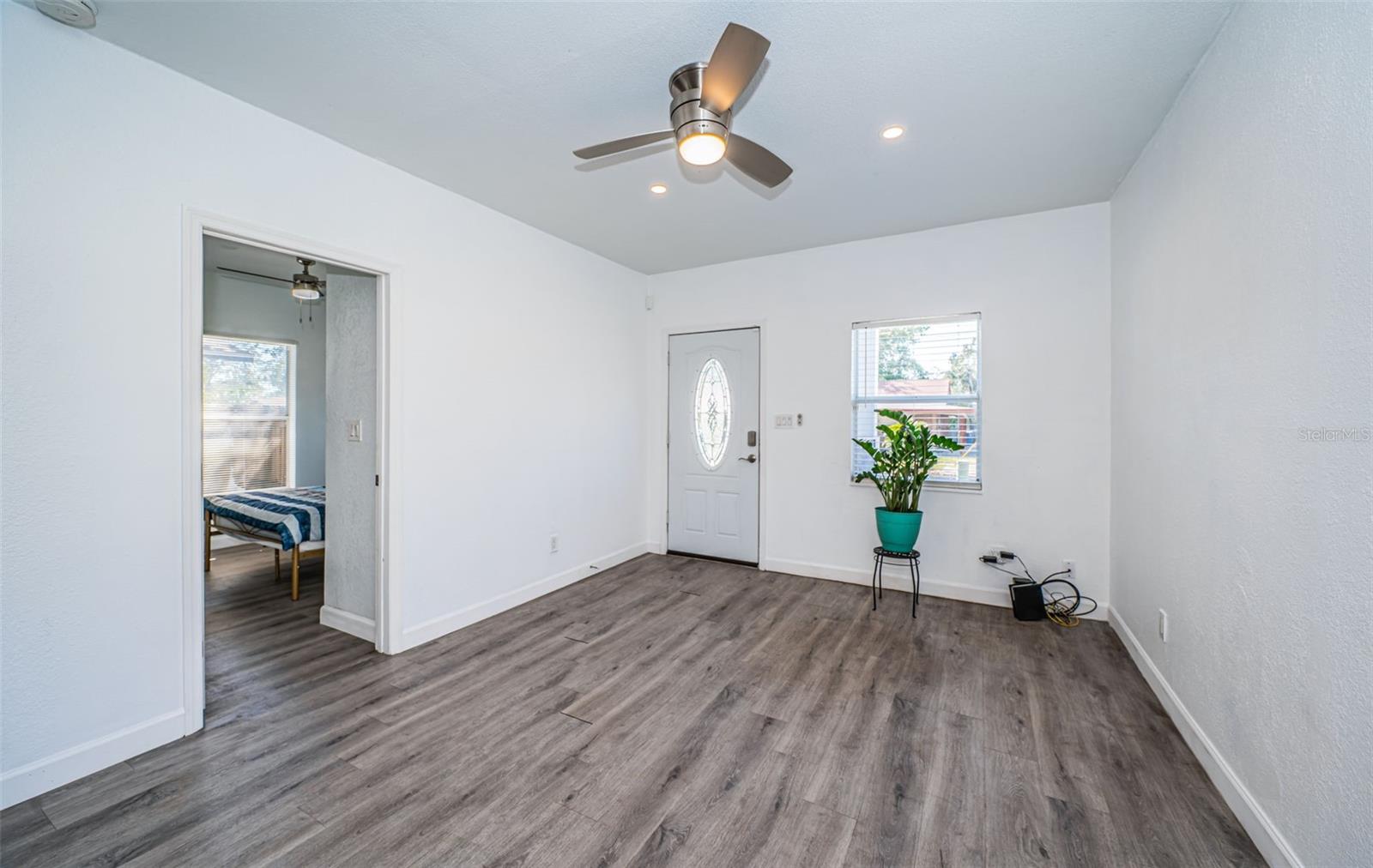 Living Room/Front Entry