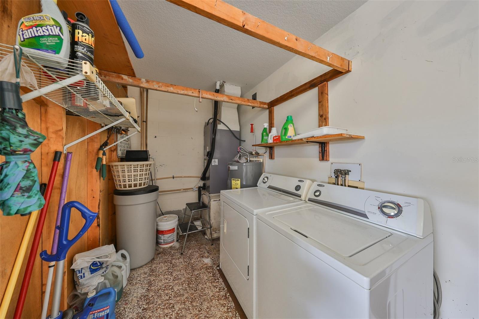 Garage Laundry Room