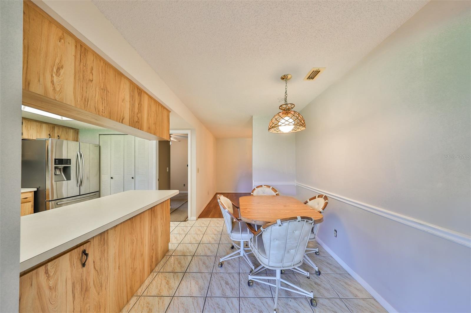 Kitchen/Dinette looking from the Florida Room