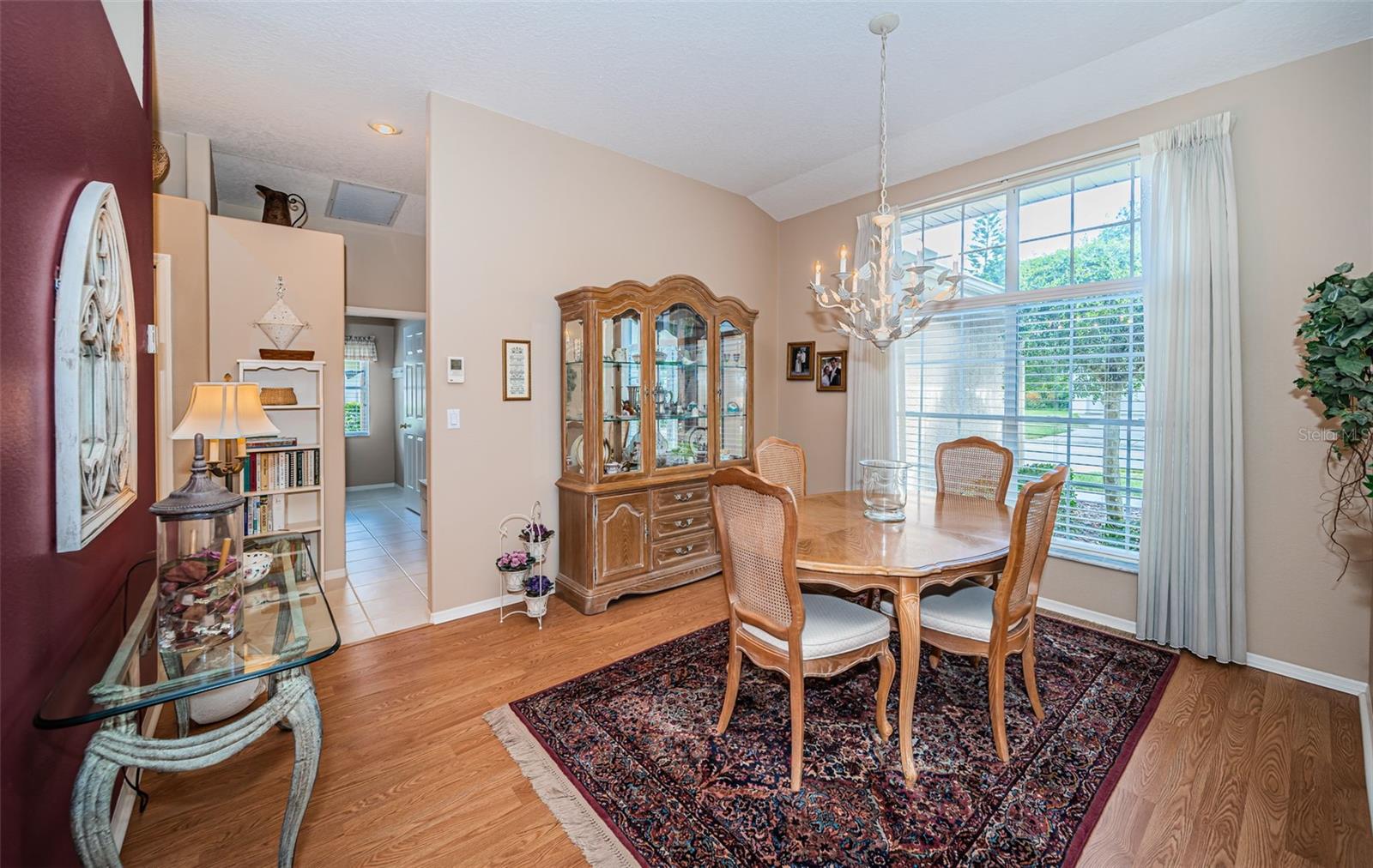 Formal Dining Room - laminate floors