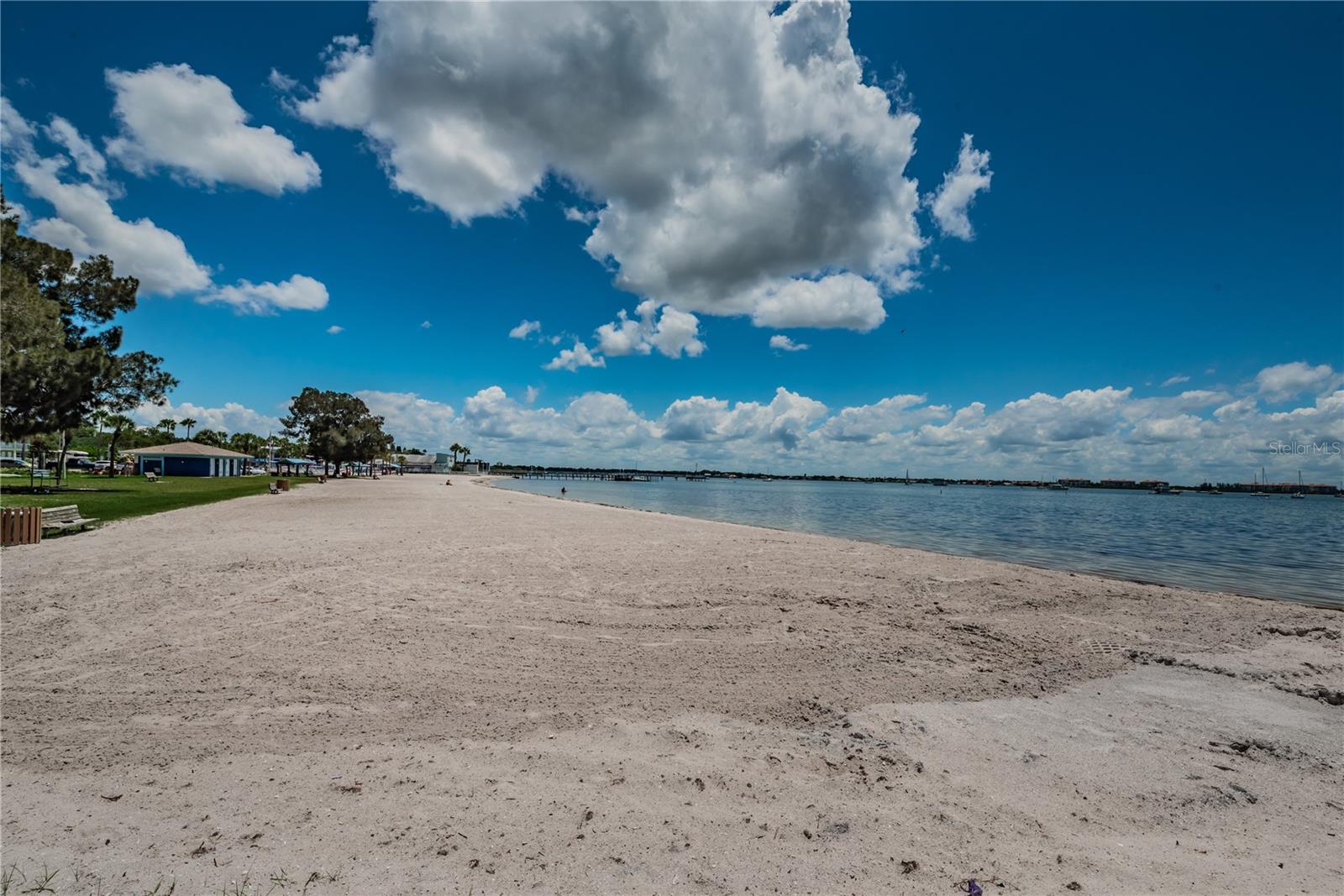 Gulfport Beach looking east